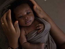 bebe 1 mois éveillé photo à domicile